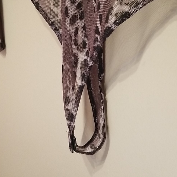 Leopard striped sheer bodysuit - Picture 3 of 6